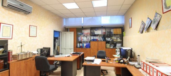 300m² Warehouse in Pioltello, Italy No. 80265 9