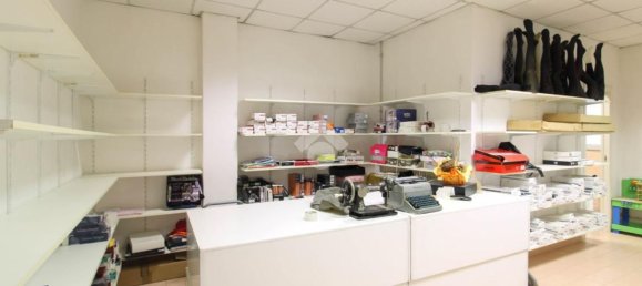 300m² Warehouse in Pioltello, Italy No. 80265 11