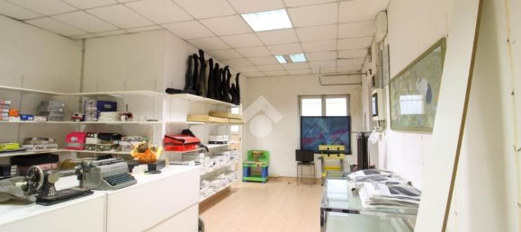 300m² Warehouse in Pioltello, Italy No. 80265 28