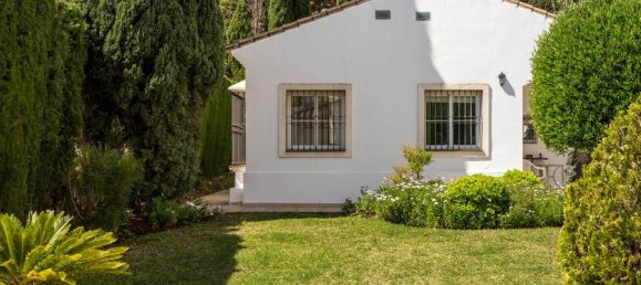 4 bedrooms House in La Quinta, Spain No. 155708 17