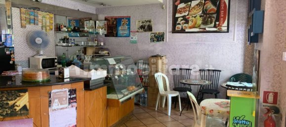 1 room Commercial property in Rome, Italy No. 78888 4