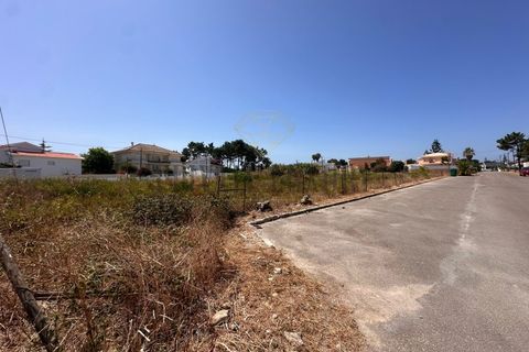 3270m² Land in Almada, Portugal No. 271644