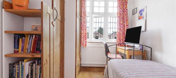 3 bedrooms House in Mill Hill, United Kingdom No. 6660 17