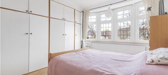 3 bedrooms House in Mill Hill, United Kingdom No. 6660 11