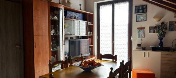 2-salle Appartement à Cogliate, Italy No. 27478 13