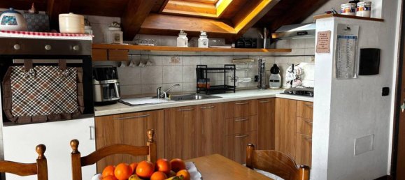 2-salle Appartement à Cogliate, Italy No. 27478 19