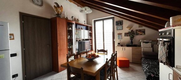 2-salle Appartement à Cogliate, Italy No. 27478 6