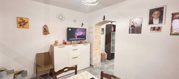 2 Schlafzimmer Haus in Bitetto, Italy, Nr. 18598 8