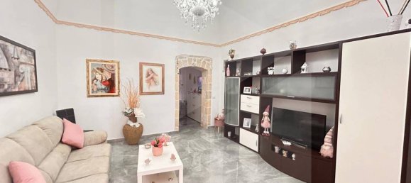 2 Schlafzimmer Haus in Bitetto, Italy, Nr. 18598 7