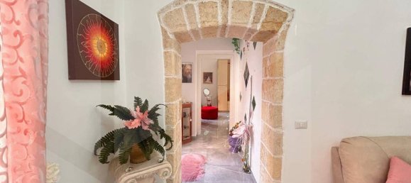 2 Schlafzimmer Haus in Bitetto, Italy, Nr. 18598 3