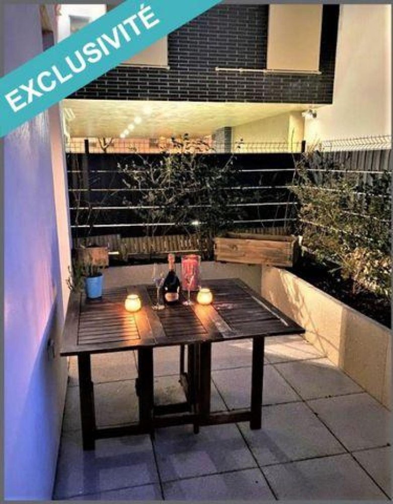 2 bedrooms Apartment in Gennevilliers, France No. 26986