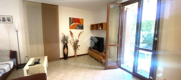 3 rooms Apartment in Collecchio, Italy No. 289758 6