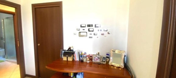 3 rooms Apartment in Collecchio, Italy No. 289758 16
