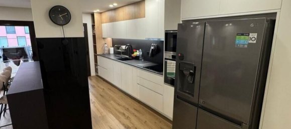 3 bedrooms Apartment in Porto, Portugal No. 167953 3