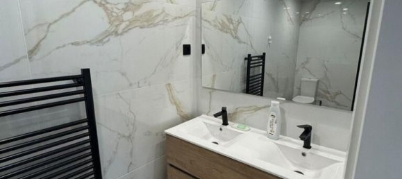 3 bedrooms Apartment in Porto, Portugal No. 167953 5