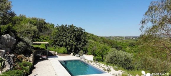 3 bedrooms Villa in Noto, Italy No. 42170 4