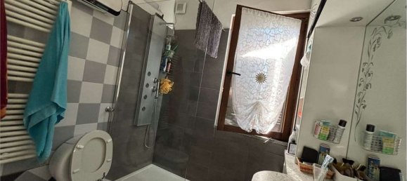 3 rooms Apartment in Appiano Gentile, Italy No. 291947 11