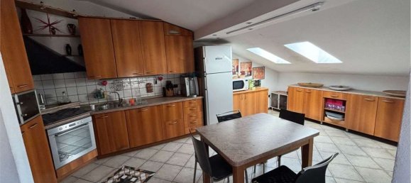 3 rooms Apartment in Appiano Gentile, Italy No. 291947 4