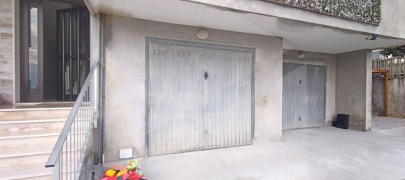 Квартира с 4 комнатами в Пескара, Италия № 22999 15