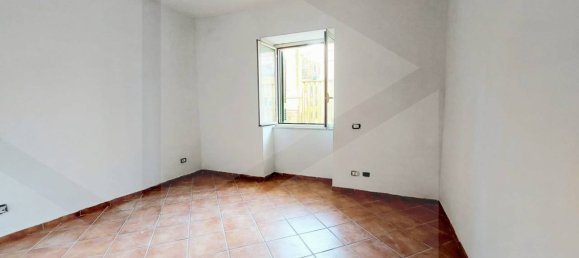 2-Zimmer Wohnung in Pozzuoli, Italy, Nr. 22261 10