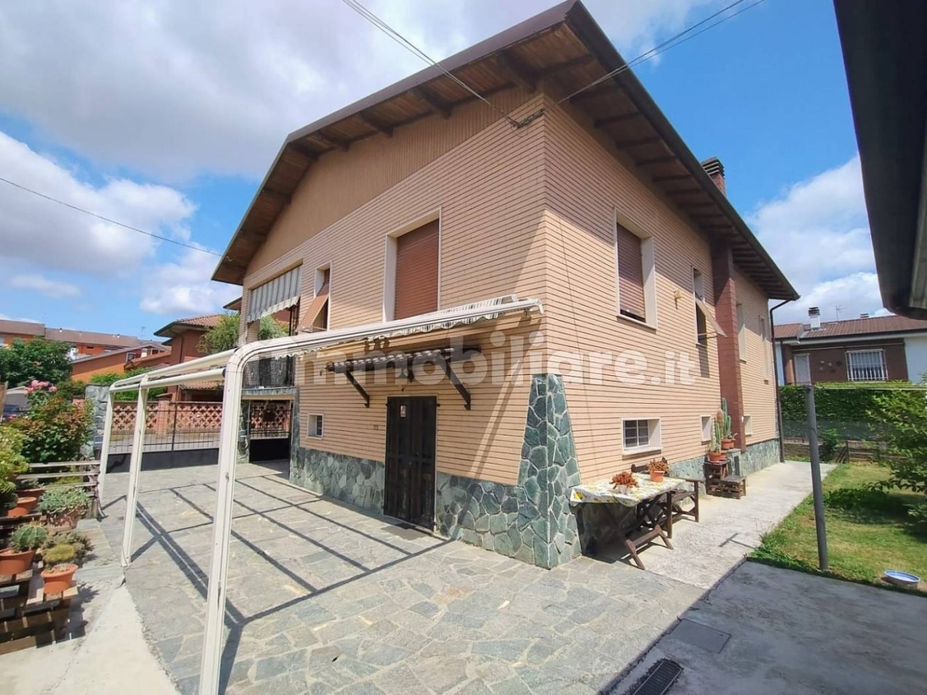 4 bedrooms Villa in Novi Ligure, Italy No. 286096