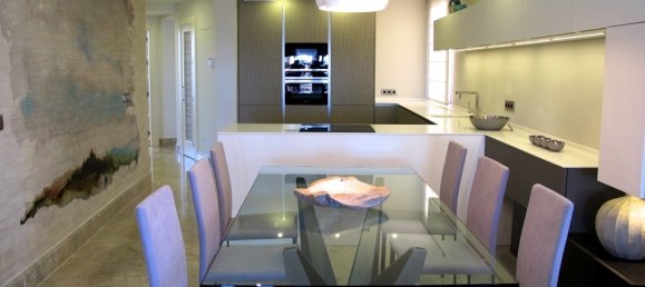 3 bedrooms Penthouse in Marbella, Spain No. 25251 18