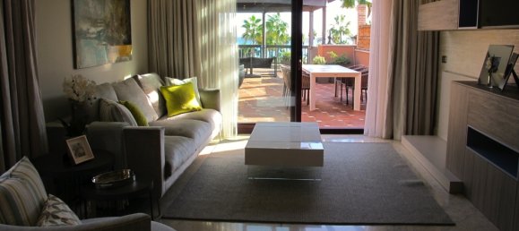 3 bedrooms Penthouse in Marbella, Spain No. 25251 9