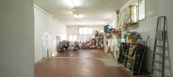 3 Schlafzimmer Wohnung in Palo del Colle, Italy, Nr. 43361 36