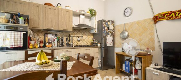 3 bedrooms Apartment in Catanzaro, Italy No. 348084 9