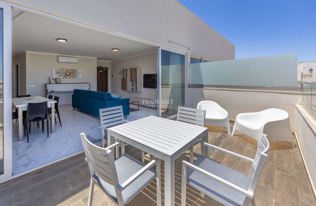 Ático de 2 dormitorios en Saint Paul's Bay, Malta No. 5217