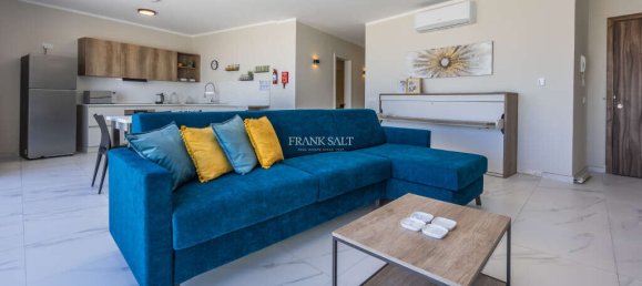 Ático de 2 dormitorios en Saint Paul's Bay, Malta No. 5217 4