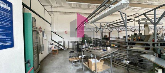 3 rooms Warehouse in Fossò, Italy No. 281485 9