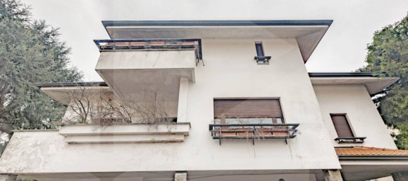 6-Zimmer Villa in Parabiago, Italy, Nr. 23818 3