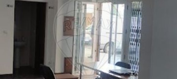 Gewerbliche Immobilie in Baguim do Monte, Portugal 46m², Nr. 37519 8