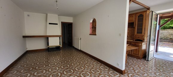 4 rooms House in Ruffec, France No. 278807 6