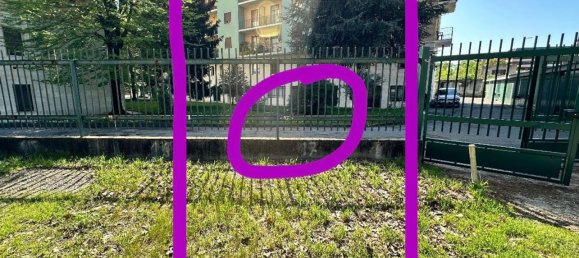  مرآب في Milan, Italy 10متر مربع رقم 255177 4