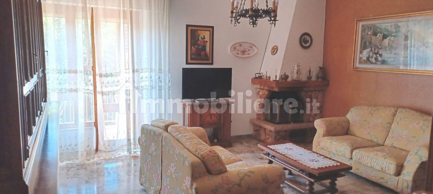3 Schlafzimmer Wohnung in Montepulciano, Italy, Nr. 302979