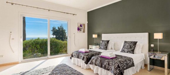 4 bedrooms House in Benahavis, Spain No. 39789 20