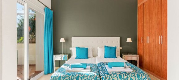 4 bedrooms House in Benahavis, Spain No. 39789 22