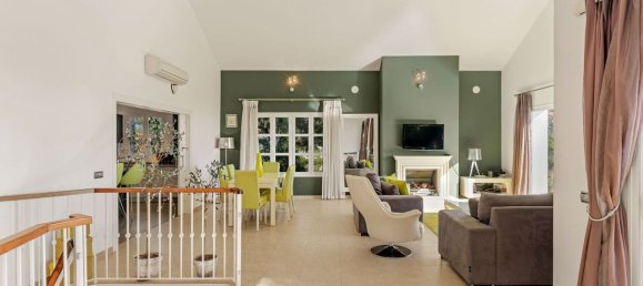 4 bedrooms House in Benahavis, Spain No. 39789 4