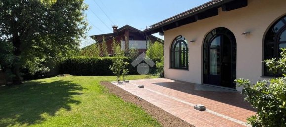 3 bedrooms Villa in San Maurizio Canavese, Italy No. 283876 4
