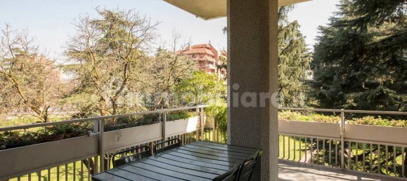 4 bedrooms Apartment in Segrate, Italy No. 15017 7