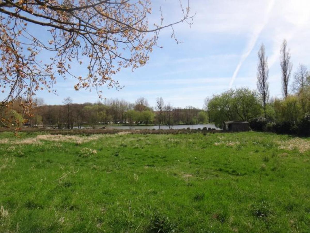  Land in Hesdin, France No. 21566