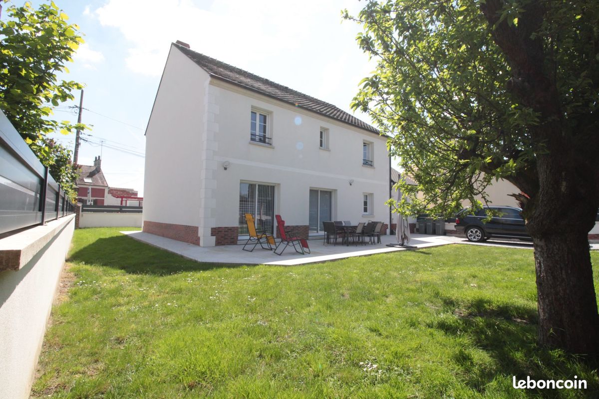 5 chambres Maison à Thourotte, France No. 71525