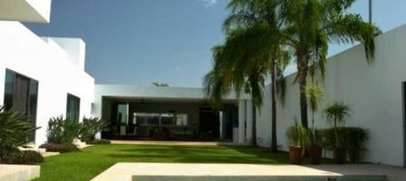 4 bedrooms House in Yucatan, Mexico No. 162450 2
