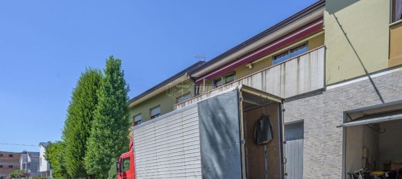 3غرفة شقة في San Cesario sul Panaro, Italy رقم 171701 24