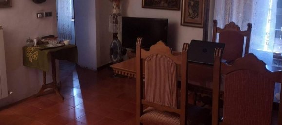 5 rooms Apartment in Scansano, Italy No. 66378 4