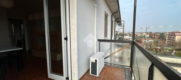 3-salle Appartement à Gorgonzola, Italy No. 18412 13