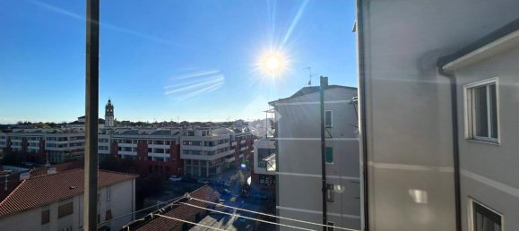 3-salle Appartement à Gorgonzola, Italy No. 18412 4