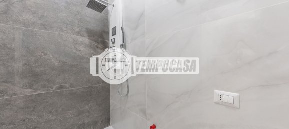 3 bedrooms Apartment in Rome, Italy No. 328697 9